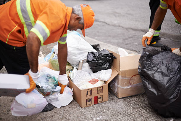 Best Basement Cleanout  in Meridian Hills, IN