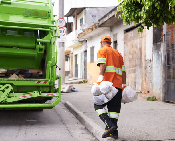 Best Construction Debris Removal  in Meridian Hills, IN